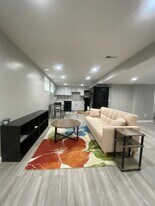 5420 Charlottesville Rd in Springfield, VA - Building Photo