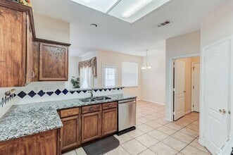 4521 Highridge Dr in The Colony, TX - Building Photo - Building Photo