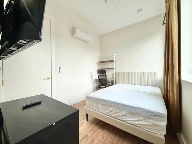 property at 980 Kent Ave