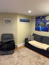 404 Centre St, Unit 2 in Boston, MA - Building Photo - Building Photo