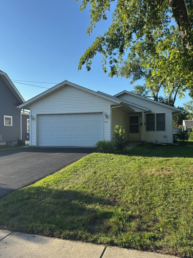property at 610 Sydney Ave.