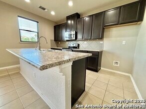 13403 Loma Sierra in San Antonio, TX - Foto de edificio - Building Photo
