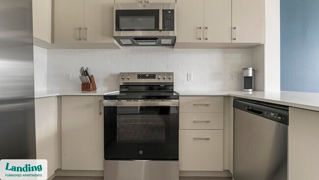 7301 Lake Bank Lp, Unit D3-305 in Ft. Myers, FL - Building Photo - Building Photo