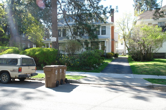 2319 W Pacific Ave in Spokane, WA - Building Photo - Building Photo