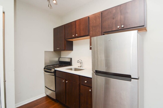 1627 N Humboldt Blvd in Chicago, IL - Building Photo - Building Photo