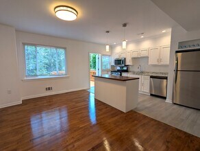 2502 Park Heights Terrace in Baltimore, MD - Building Photo - Building Photo