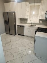 4846 W Haddon Ave, Unit 1st FL in Chicago, IL - Foto de edificio - Building Photo