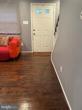 8163 Curving Creek Ct in Springfield, VA - Building Photo - Building Photo