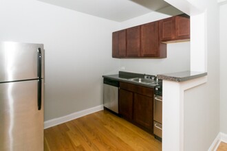 1350 N Dearborn St in Chicago, IL - Building Photo - Building Photo