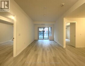 3270 Sheppard Ave E in Toronto, ON - Building Photo - Building Photo