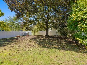 3 Hirsch Rd in Stamford, CT - Building Photo - Building Photo