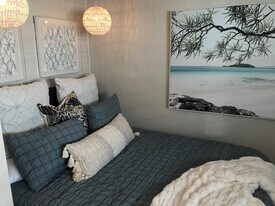 827 San Luis Rey Pl, Unit 827 in San Diego, CA - Building Photo