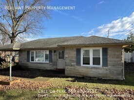 1146 Keene Rd in Nicholasville, KY - Building Photo