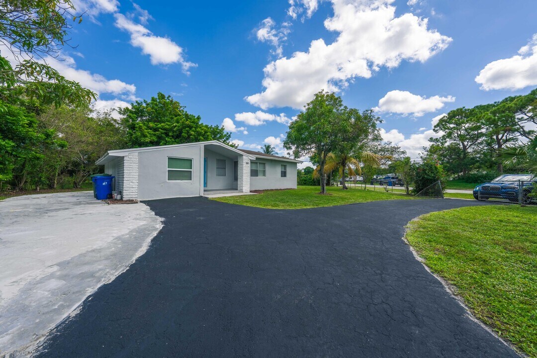 150 Kentucky Ave in Fort Lauderdale, FL - Building Photo