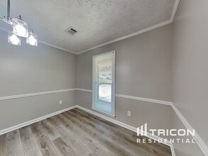 166 Hill Ln in Ellenwood, GA - Foto de edificio - Building Photo