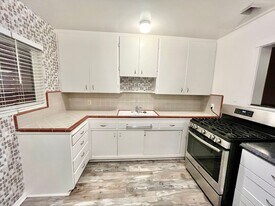 2958 Ivy St in San Diego, CA - Building Photo