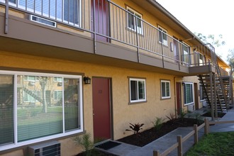 Newport Gardens Apartments, Vista in Vista, CA - Building Photo - Building Photo