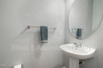 108 Buchanan Ln in Clayton, NC - Building Photo - Building Photo
