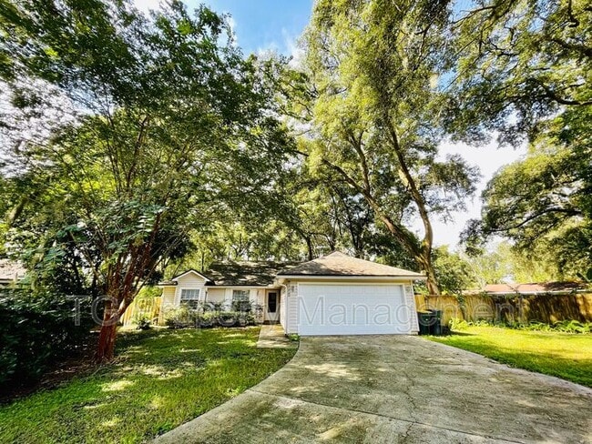 property at 4112 Hollister Pl