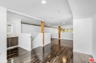 4215 Glencoe Ave in Marina Del Rey, CA - Building Photo - Building Photo