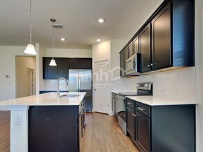 27581 St Andrews Ave in Wesley Chapel, FL - Building Photo - Building Photo