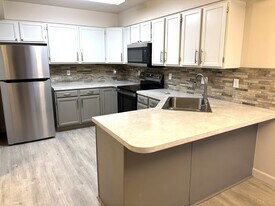 927 Parker Dr in Longmont, CO - Building Photo