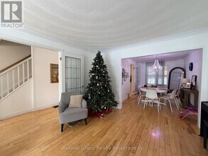 106 Morgan Ave in Markham, ON - Building Photo - Building Photo