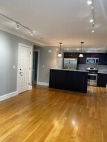5 Plymouth St, Unit 2L in Cambridge, MA - Building Photo