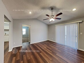 6015 Running Deer Rd in Charlotte, NC - Building Photo - Building Photo