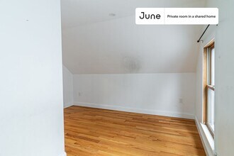 Room in Shared 6 bed/2 bath home in Boston, MA - Building Photo - Building Photo
