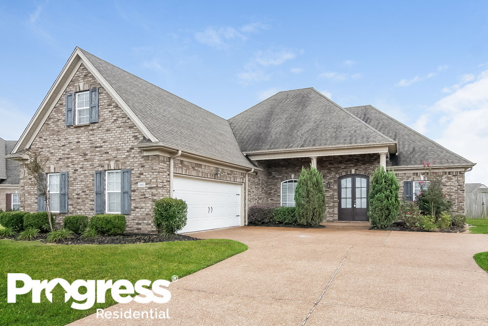 2913 Summer Oaks Pl in Southaven, MS - Foto de edificio