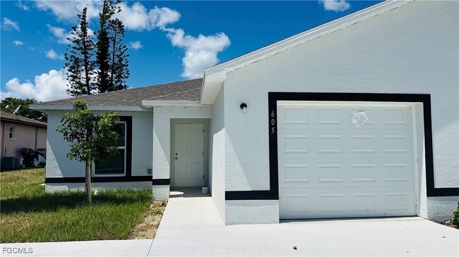 607 SE 7th St