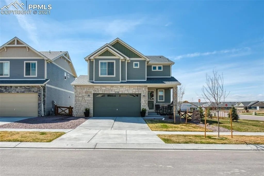 6398 Moate Ln in Colorado Springs, CO - Foto de edificio