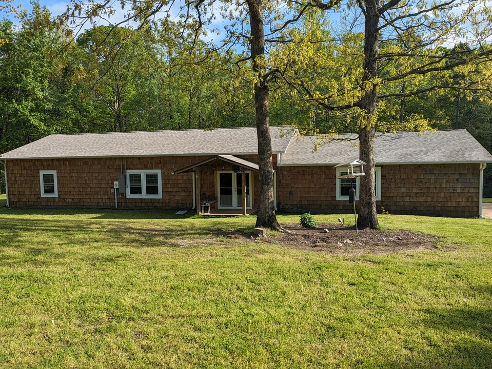 513 Joseph Dr in Alexander, AR - Building Photo