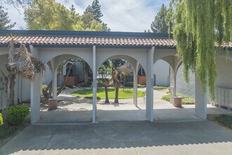 1001 Murrieta Blvd in Livermore, CA - Building Photo - Building Photo