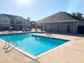 The Corridor Apartments in Shreveport, LA - Building Photo - Building Photo