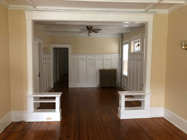 817 Myrtle Ave, Unit 2