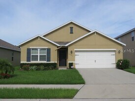 5257 11th St E in Bradenton, FL - Building Photo