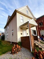 58 Washington St in Middletown, CT - Building Photo