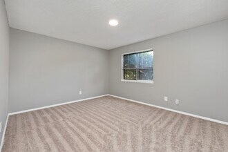 Villa Glen Apartments in Bessemer, AL - Foto de edificio - Interior Photo