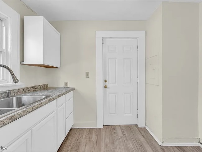 201 Alberti Ct in Akron, OH - Building Photo - Building Photo
