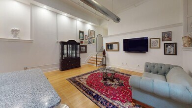 417 Vine St in Cincinnati, OH - Building Photo - Building Photo