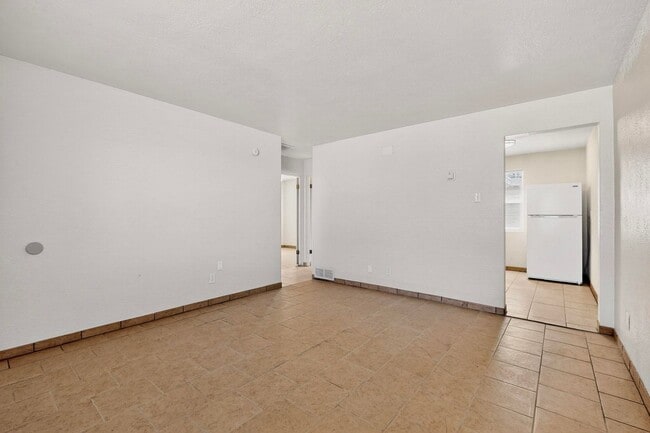 540 Cardenas Dr SE in Albuquerque, NM - Foto de edificio - Building Photo