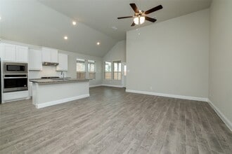 4816 Dewy Rose Ln in Fort Worth, TX - Foto de edificio - Building Photo