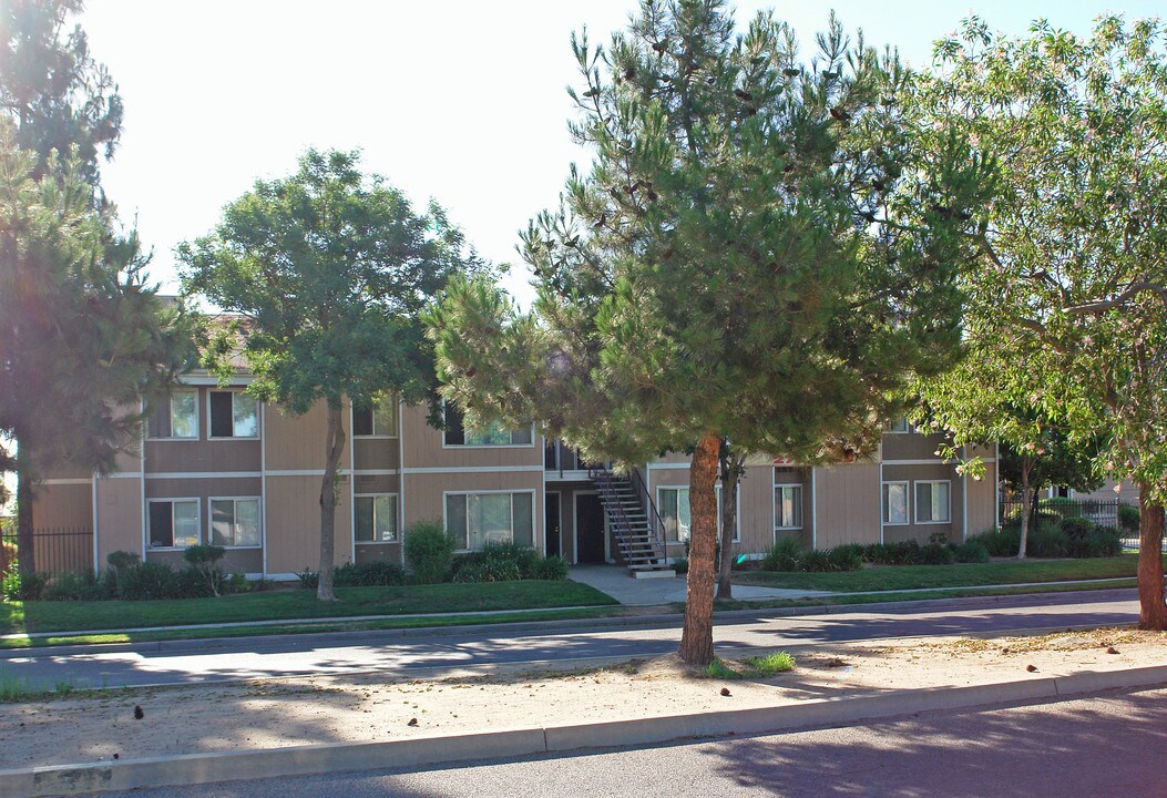 Villa Martinez Apartments in Fresno, CA - Foto de edificio