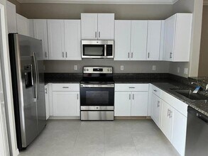 1498 Cassius St in Lutz, FL - Building Photo - Building Photo