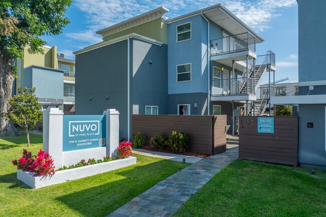 Nuvo Park Place in Dallas, TX - Foto de edificio - Building Photo