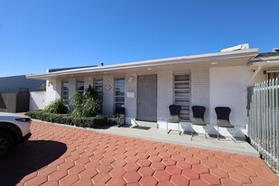 4306 SW 131st Ave in Miami, FL - Building Photo