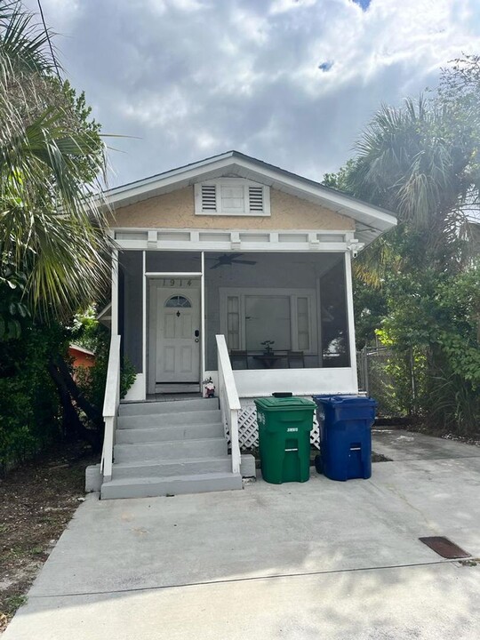 1914 W Arch St in Tampa, FL - Building Photo