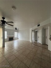 4555 E Sahara Ave in Las Vegas, NV - Building Photo - Building Photo